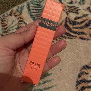 Valentino Coral Fantasy Go Spray